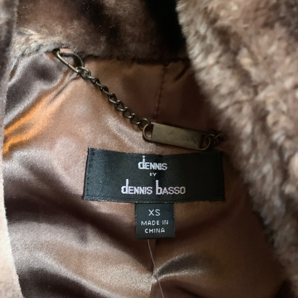 Classic Antique Faux Fur Jacket - Picture 2 of 2